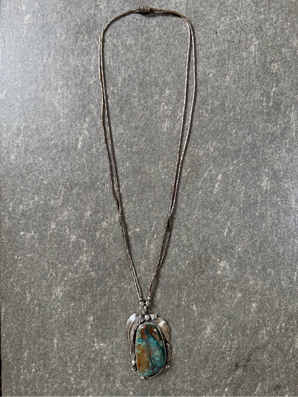 Vintage Signed Native American Turquoise Stone Sterling Silver Pendant w Chain - Picture 6 of 7